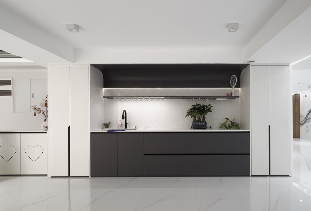 全屋裝修實(shí)景 | 五層獨(dú)棟別墅現(xiàn)代極簡(jiǎn)風(fēng)不銹鋼定制效果